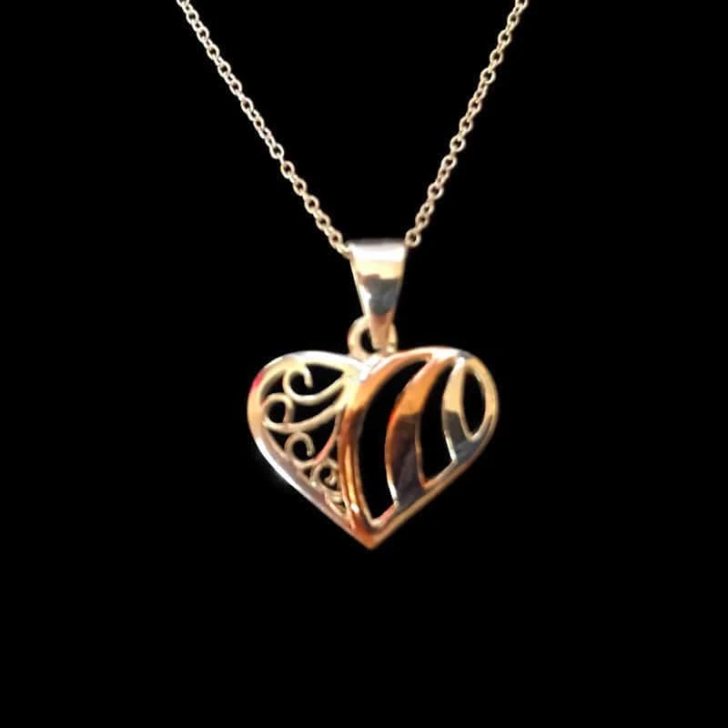 Heart Pattern Pendant And Necklace With Rose Gold Plate 3 Heart Pattern Pendant And Necklace With Rose Gold Plate