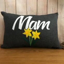 Mam Cushion With Daffodils